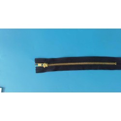Zip černý kovový 18cm