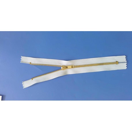 Zip světle modrý kovový 20cm Zip světle modrý kovový 20cm